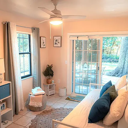Gainesville Charm- Cozy, Comfortable, Convenient Exterior photo