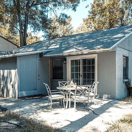 Gainesville Charm- Cozy, Comfortable, Convenient Exterior photo
