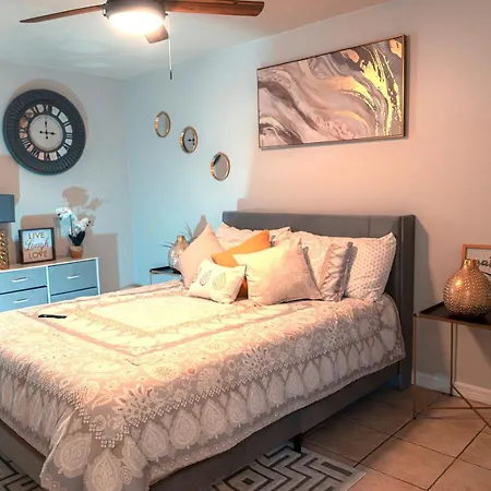 Gainesville Charm- Cozy, Comfortable, Convenient Exterior photo