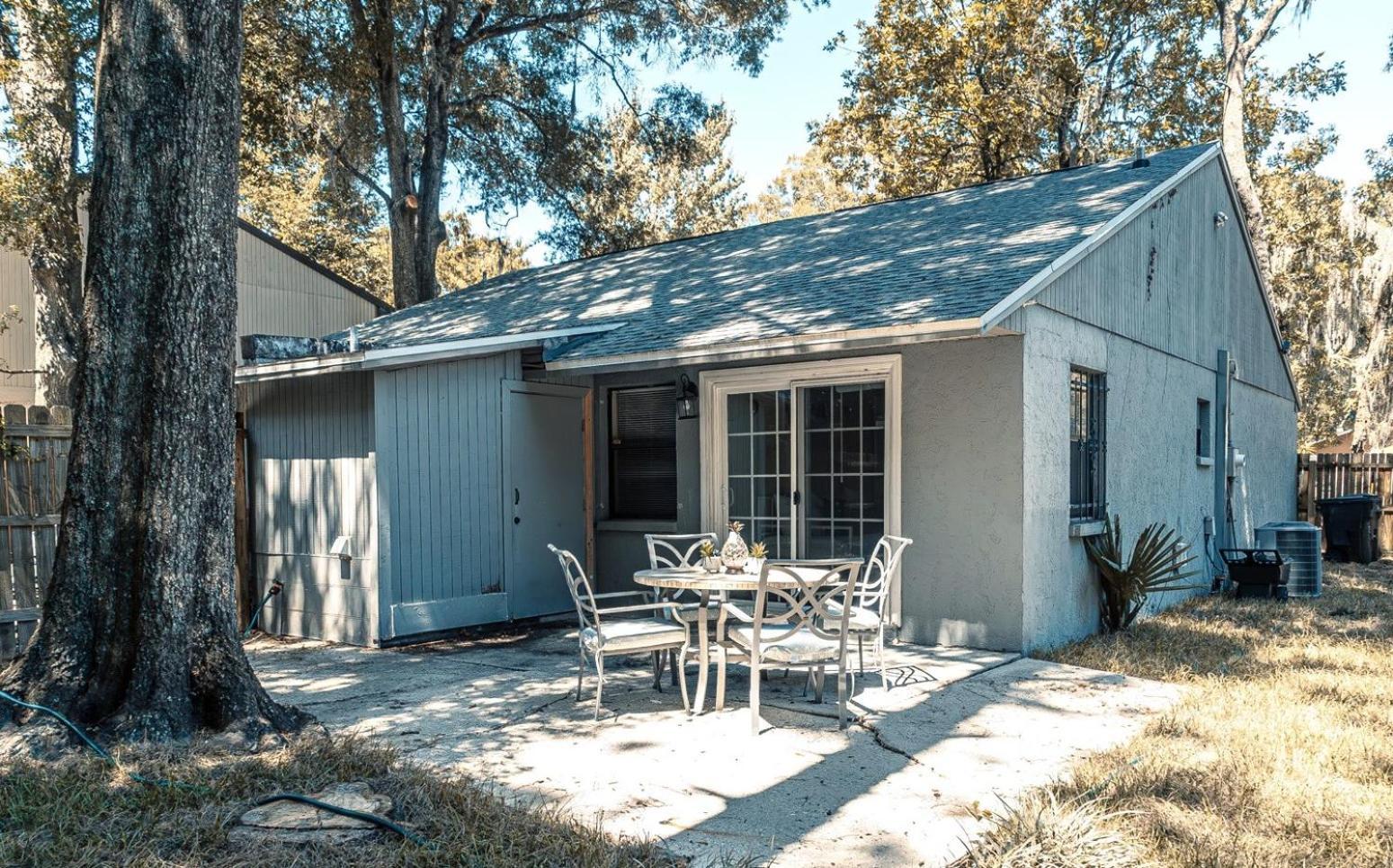 Ferienhaus Charm- Cozy, Comfortable, Convenient *